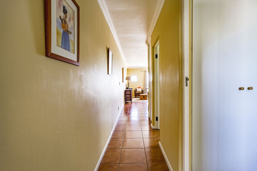 1 Bedroom Property for Sale in Greenways Golf Estate Western Cape